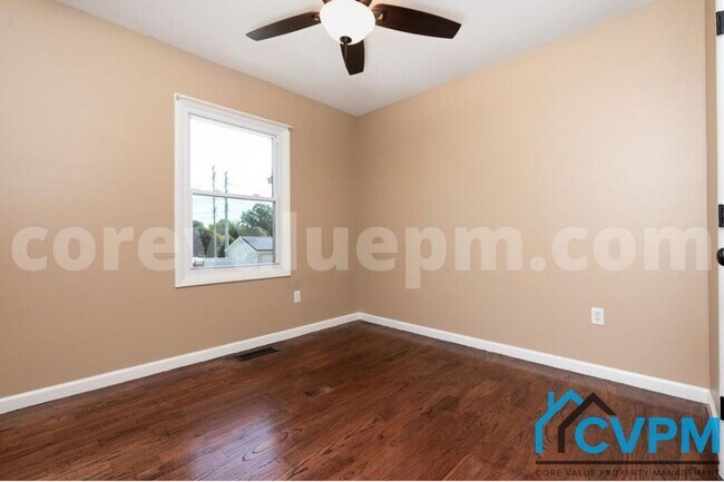 Building Photo - 930 Autumn Valley Ln