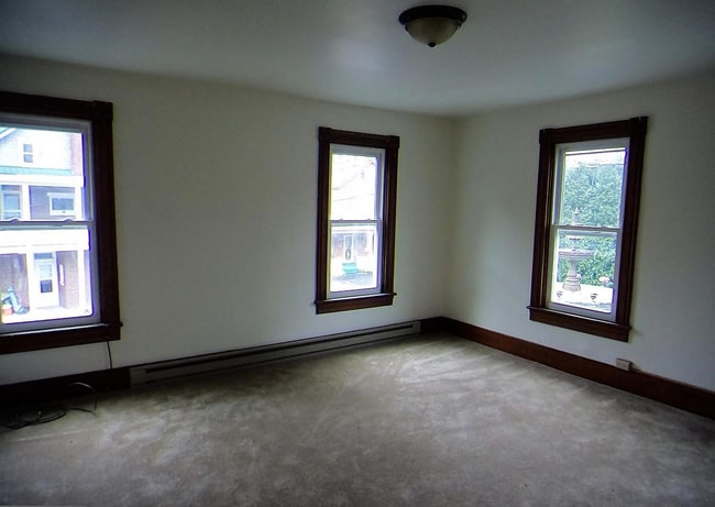 Building Photo - 50 N Fayette St