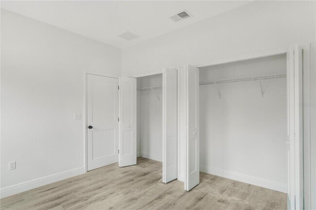Building Photo - 2653 SW 176 Lp
