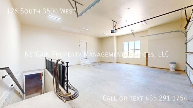 Building Photo - 126 S 3500 W
