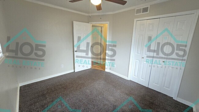 Building Photo - 4 Bedroom Rental in Del City