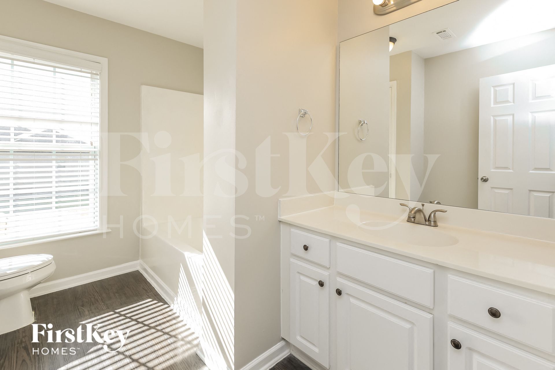 Building Photo - 5520 Stevehaven Ln