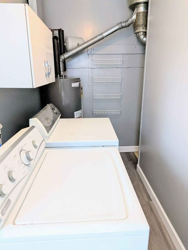 Building Photo - 3 Bedroom House on Quiet Street in Monaca