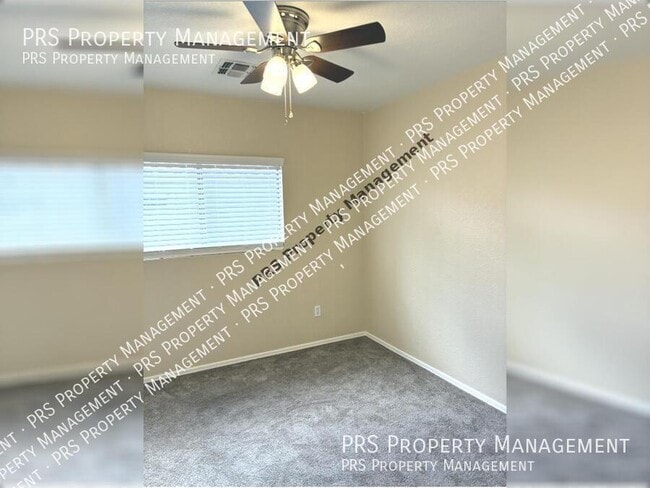 Building Photo - 1042 S Clancy Cir