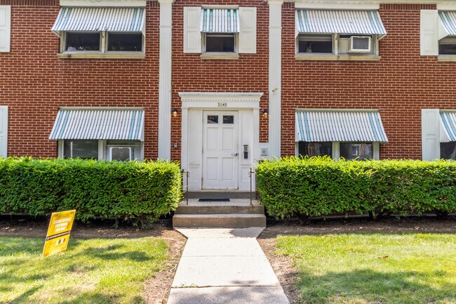 Building Photo - 3140 S 48th St