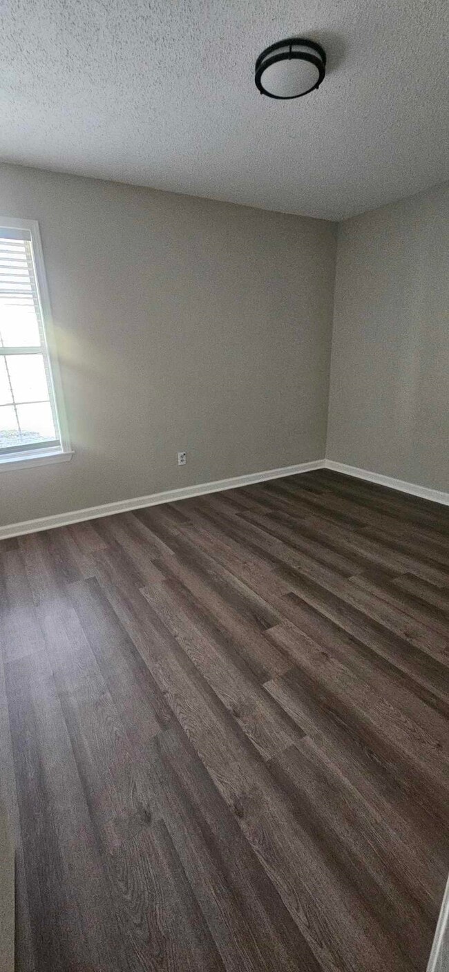 Building Photo - 5780 Saranac Ave