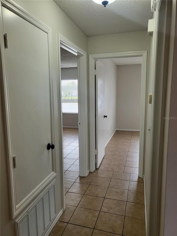 Building Photo - 4261 Pershing Pointe Pl