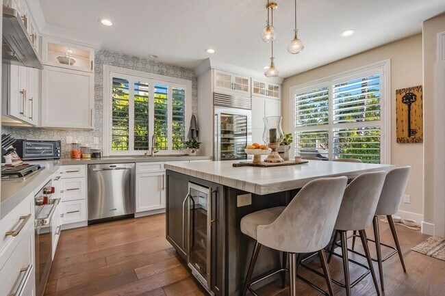 Building Photo - 4 Bedroom Designer Dream Home in La Costa