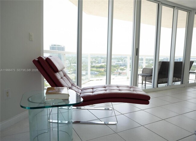 Building Photo - 7330 Ocean Terrace