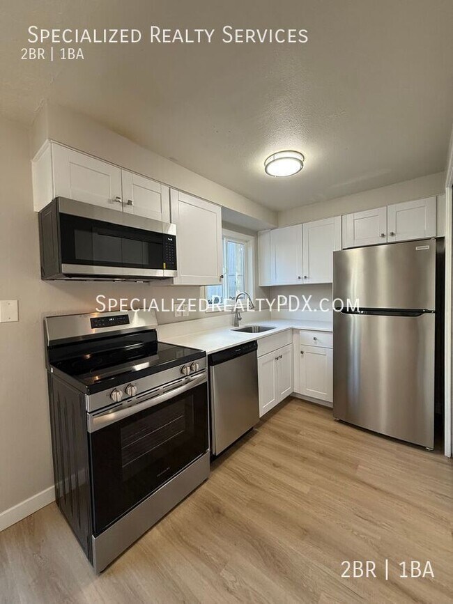 Building Photo - 5117 SW 62nd Ave