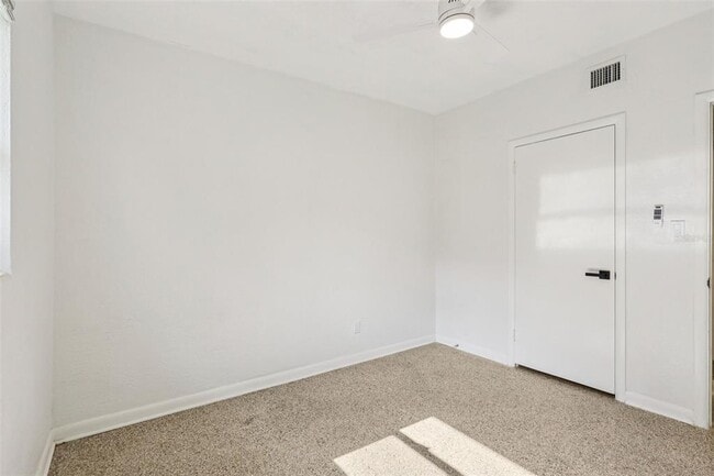 Building Photo - 1601 Triangle Ave