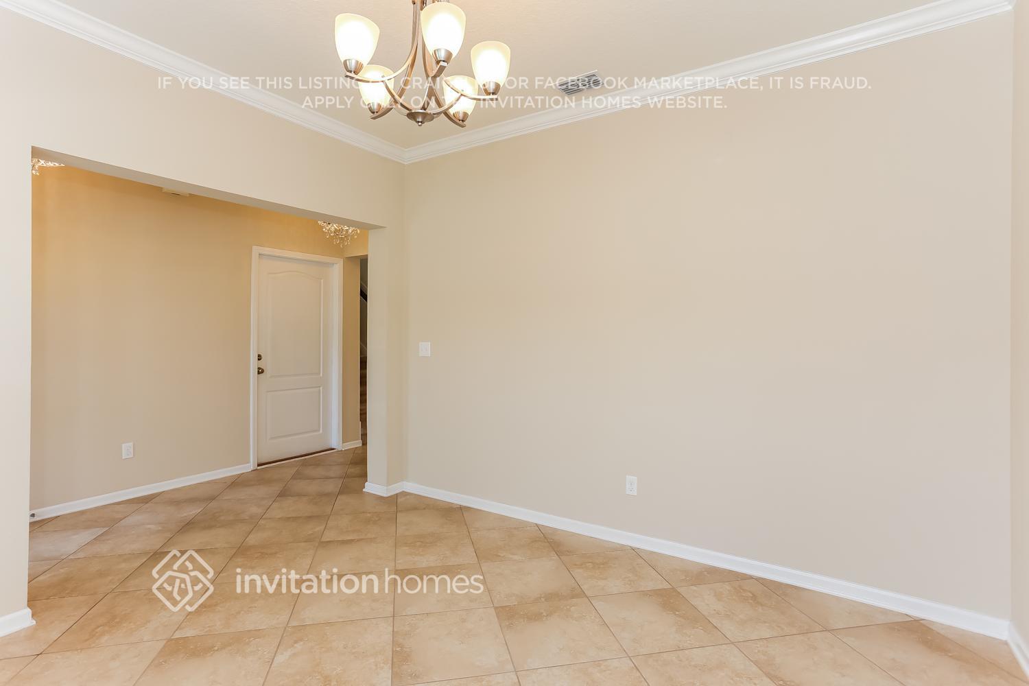 Building Photo - 12466 Itani Wy