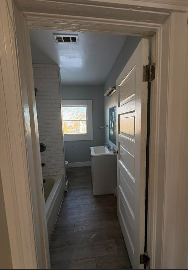 Building Photo - 81 Woodland St