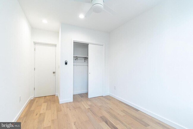 Building Photo - 507 W Dauphin St