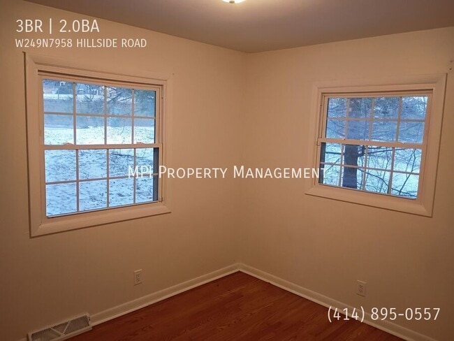 Building Photo - W249N7958 Hillside Rd