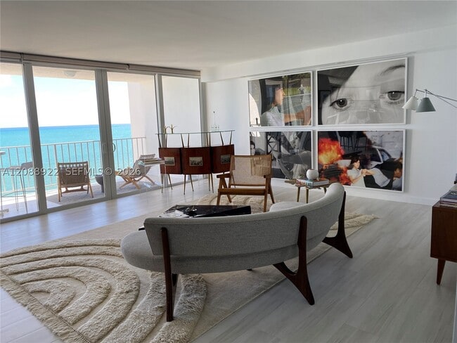 Building Photo - 881 Ocean Dr