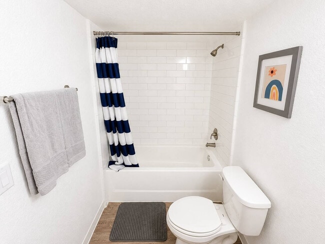 Building Photo - 824 Camino La Costa