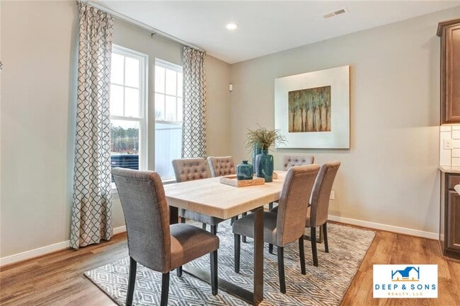 Building Photo - 5508 Benoni Dr