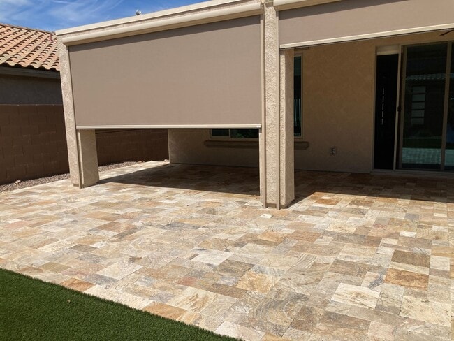 Building Photo - 55+ Furnished Short Term Dove Mountain Beauty