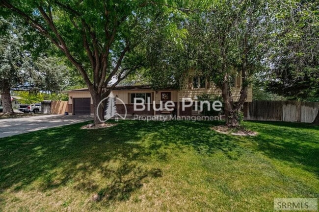 Building Photo - 648 Buckboard Ln