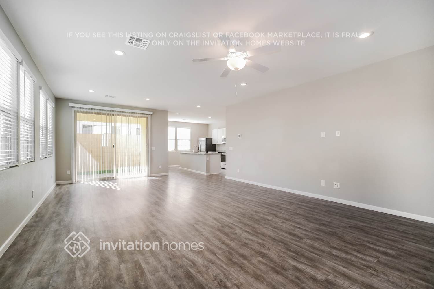 Building Photo - 18912 W Reade Ave