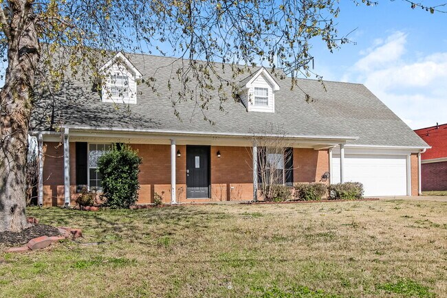 Building Photo - 231 Woodshire Ln