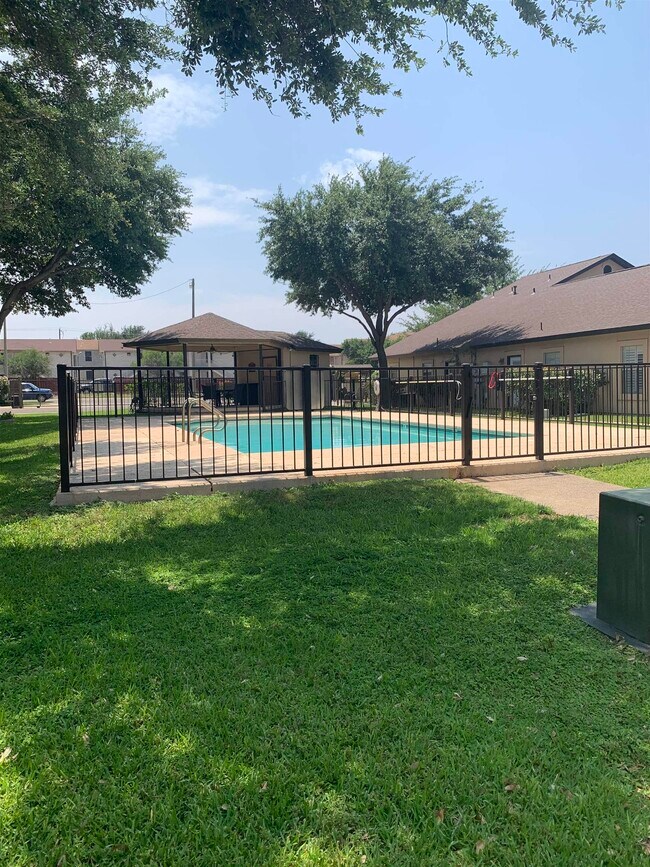 Building Photo - 510 Shiloh Dr