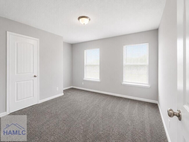 Building Photo - 151 Whippoorwill Wy NE
