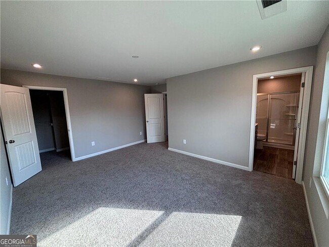 Building Photo - 334 Traminer Wy