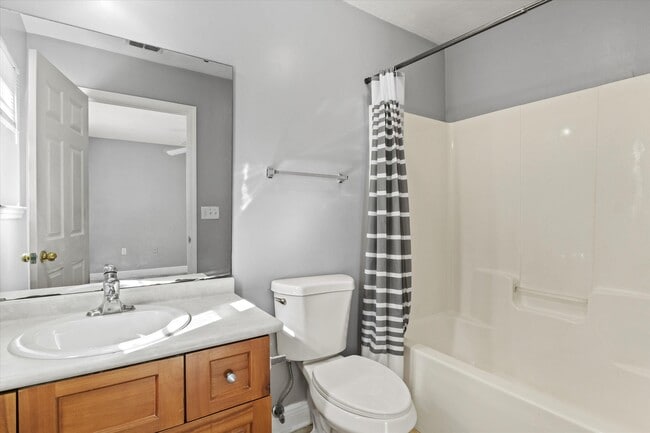 Building Photo - 3194 Sawtooth Dr