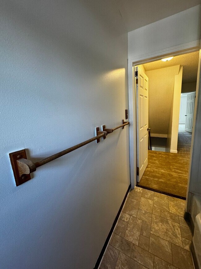 Building Photo - 1254 Willow St