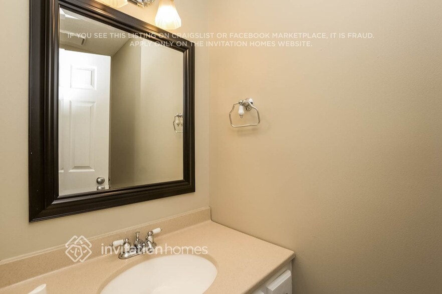 Building Photo - 540 Woodline Ct