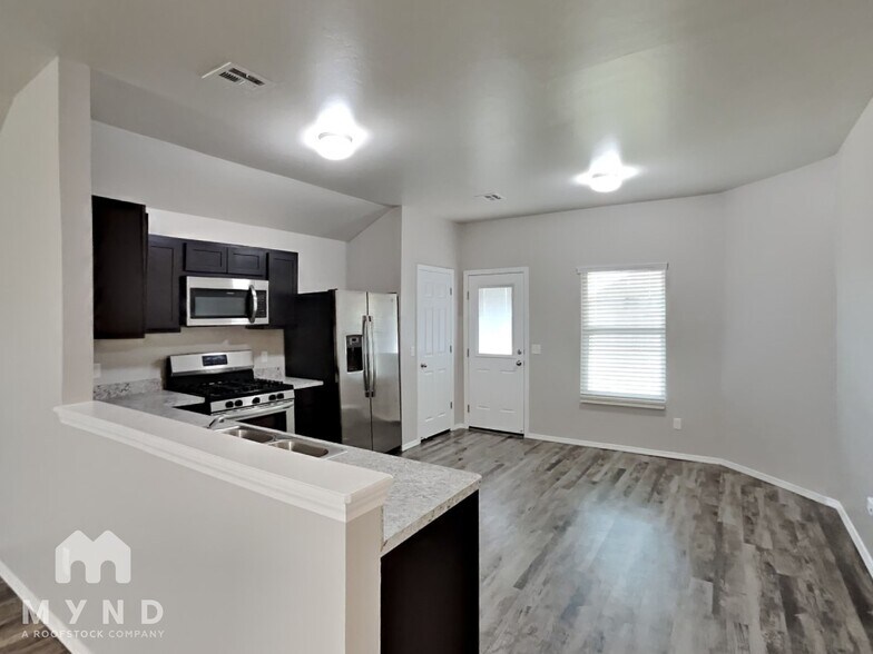 Building Photo - 4204 Umbria Rd