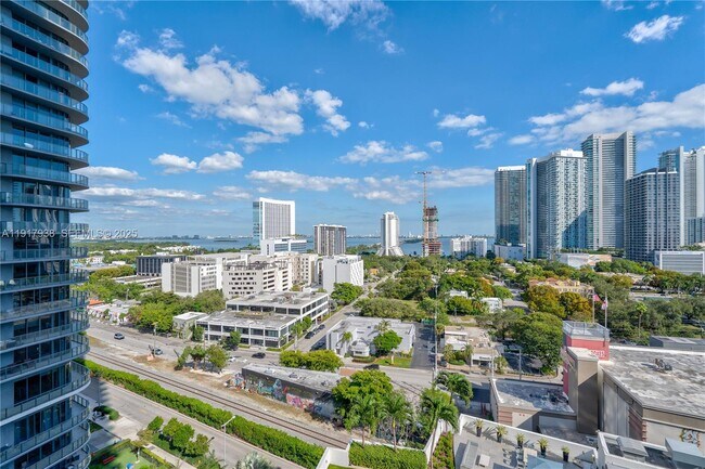 Building Photo - 3301 NE 1st Ave