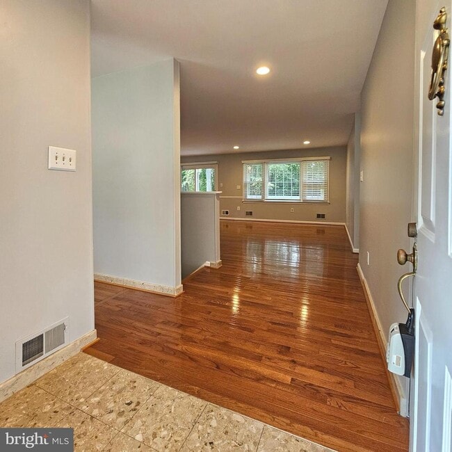 Primary Photo - 7777 Turlock Rd