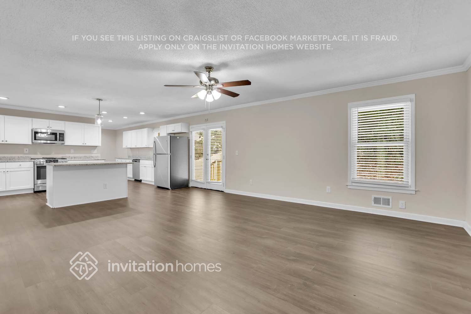 Building Photo - 221 Cherrywood Dr