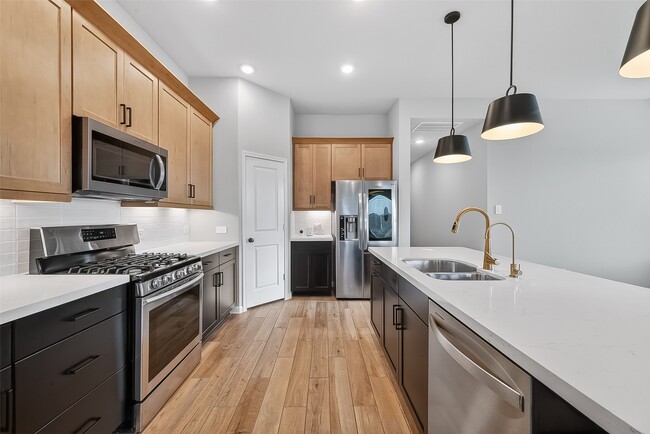 Building Photo - 27306 Ky Cv Ct