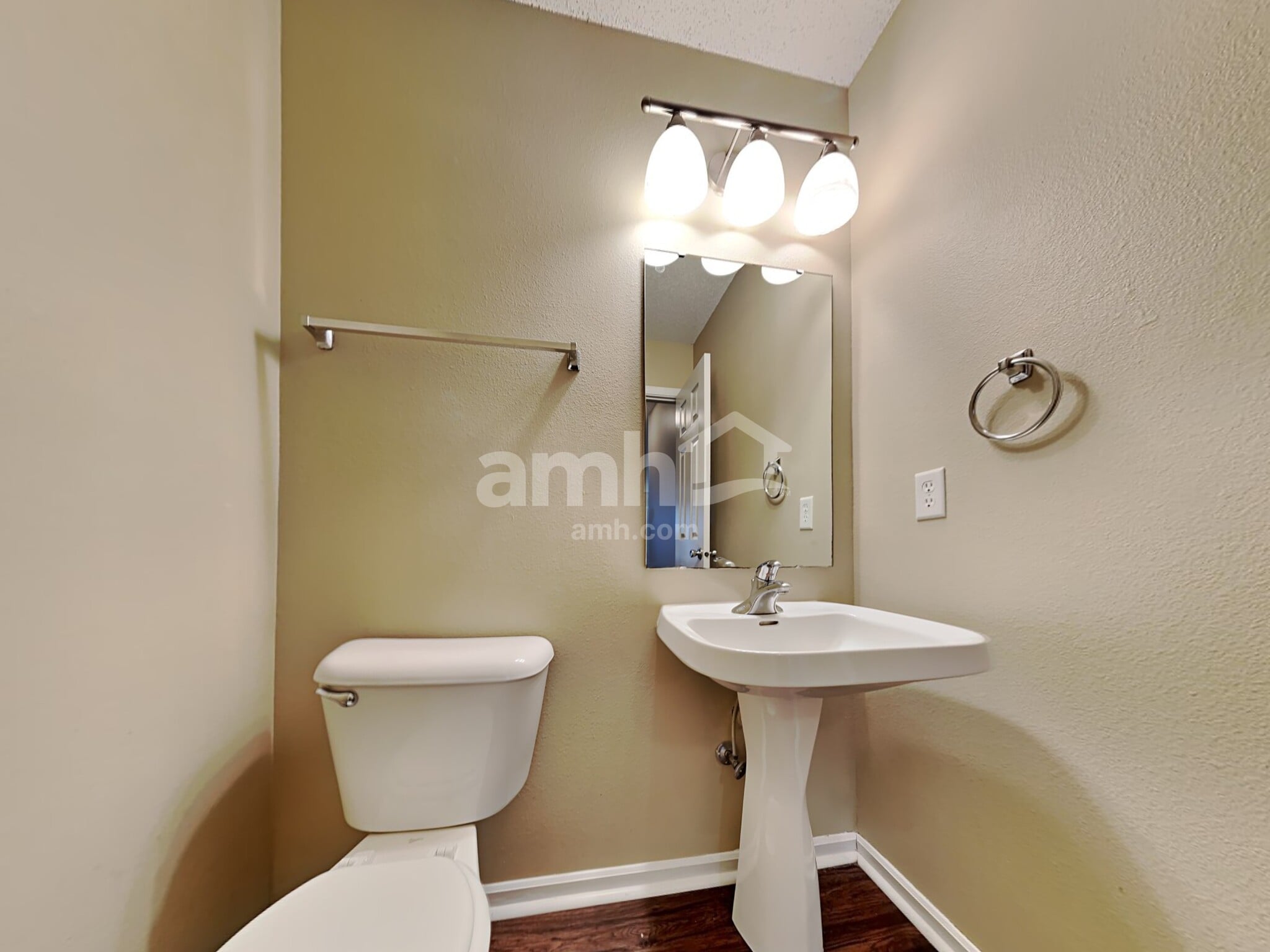 Building Photo - 505 Abbywood Cir