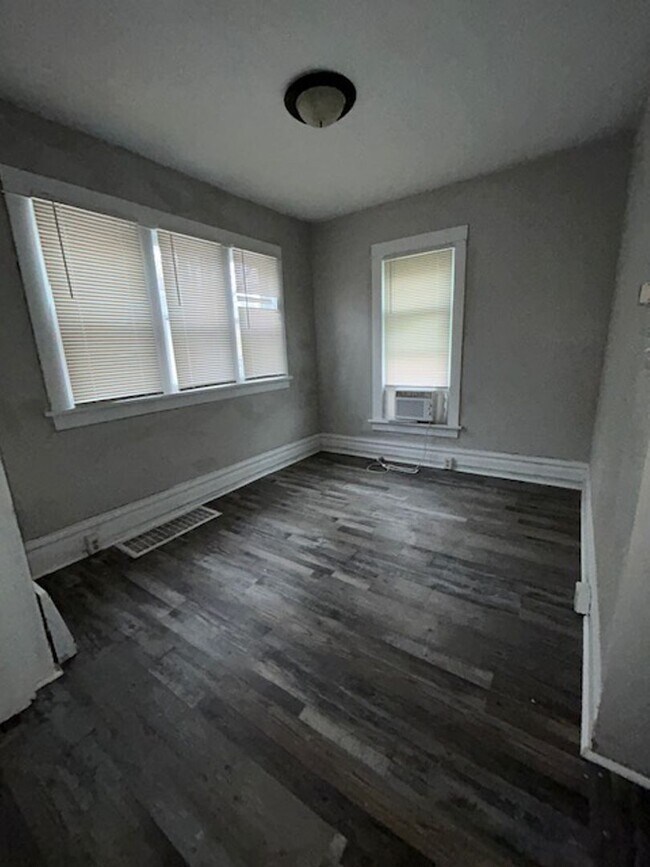 Building Photo - Coming Soon!