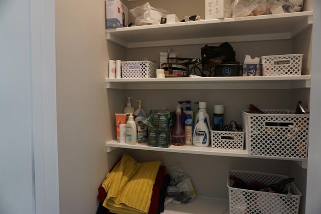 Building Photo - 1610 Alborada Dr.