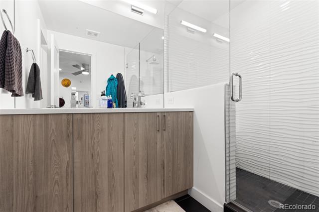 Building Photo - 1608 Irving St