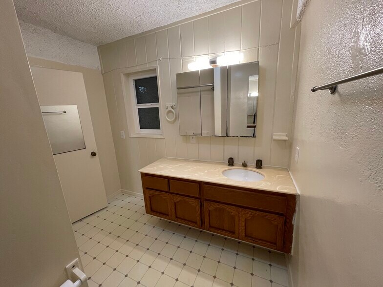 Bathroom Vanity - 11324 Biona Dr