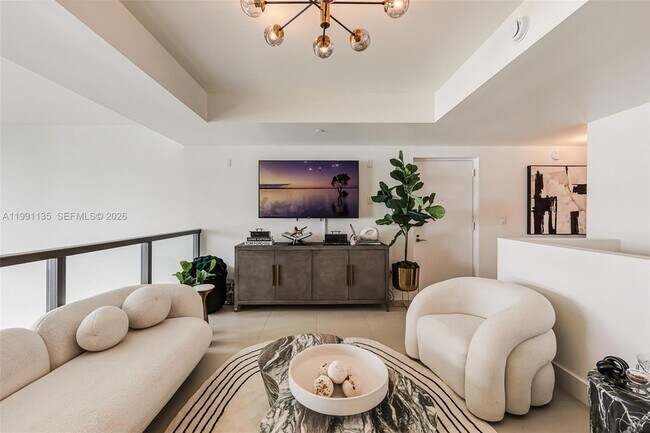 Building Photo - 6000 Collins Ave