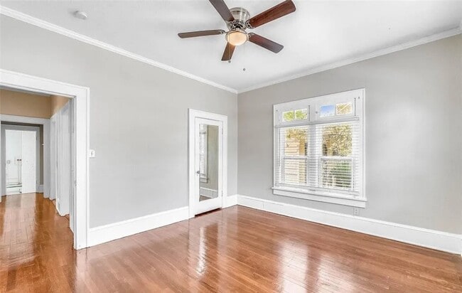 Building Photo - 300 Mary Ave