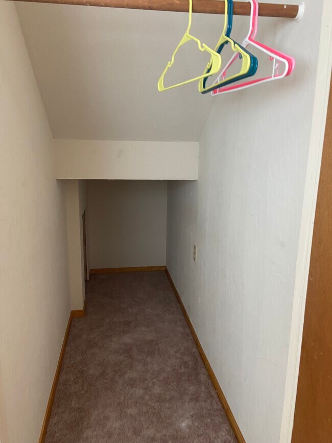 Building Photo - 2673 Wailaki St