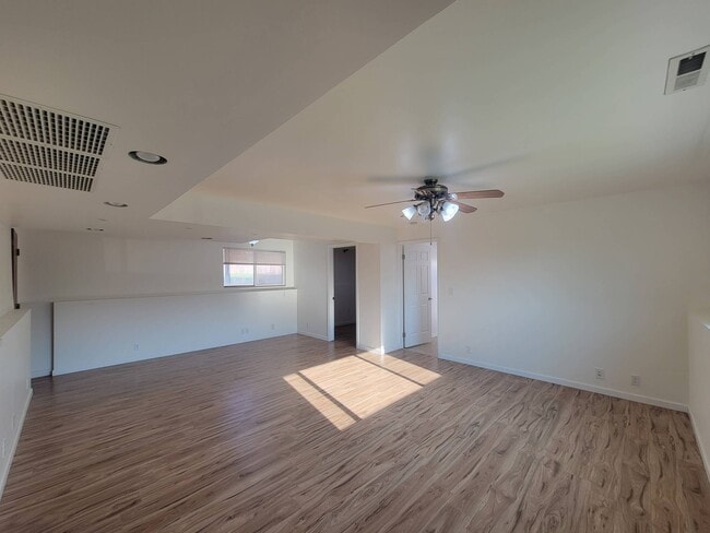 Building Photo - 1603 Eagle St
