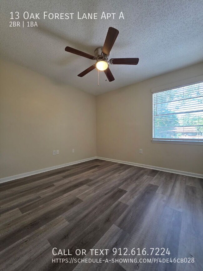 Building Photo - 13 Oak Forest Ln