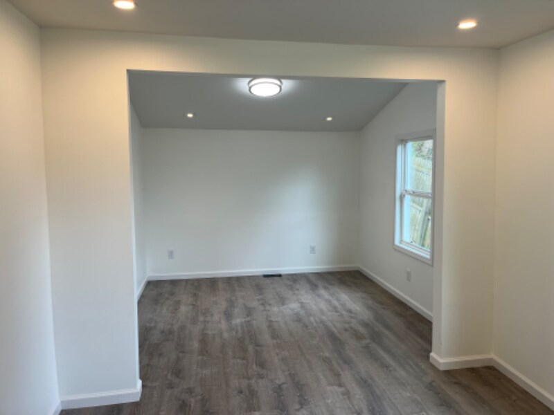 Building Photo - 1177 Lisbon St