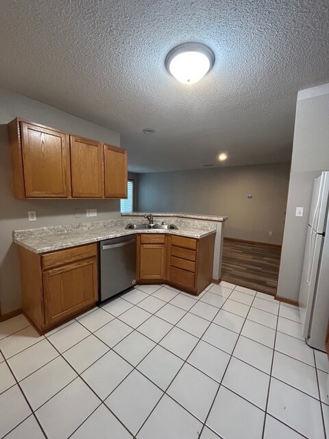 Building Photo - 7425 Wistful Vista Dr