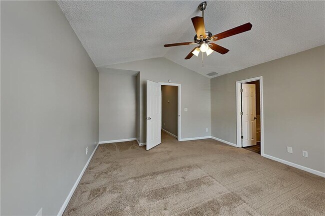 Building Photo - 1965 Racquet Club Cir NW